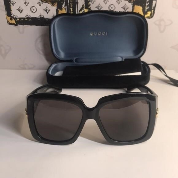 New Authentic Gucci Black Oversized Sunglasses GG1402s 001 - Picture 6 of 12